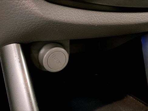 Used 2012 Subaru Forester 2.5X w/ Popular Pkg 2 image 32