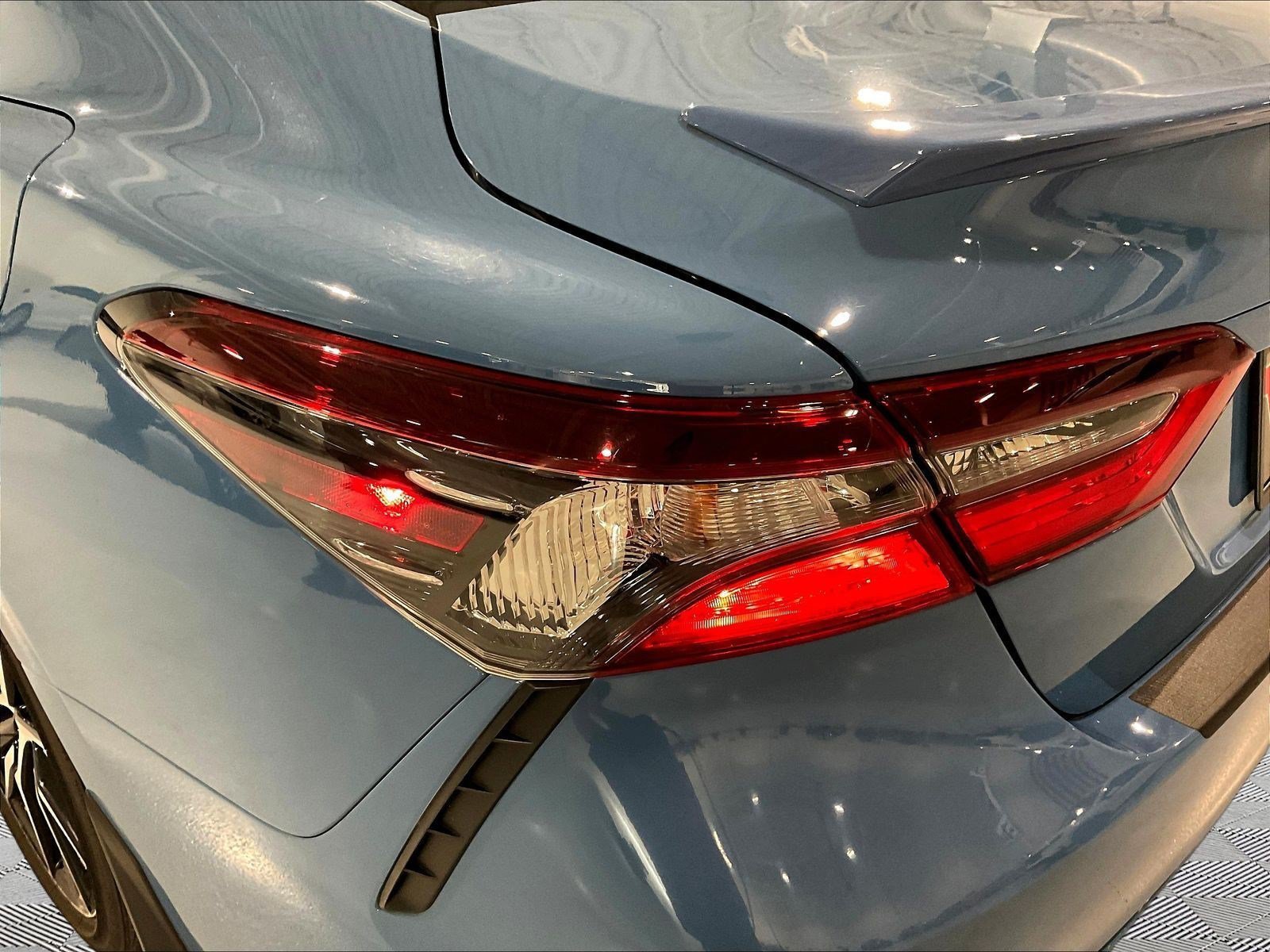 Used 2023 Toyota Camry SE w/ Cold Weather Package FWD image 22
