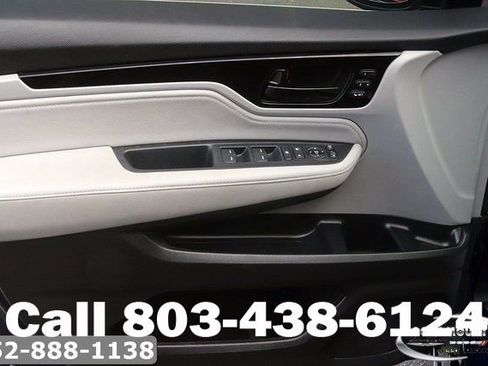 Used 2023 Honda Odyssey Elite image 13