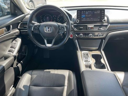 Used 2022 Honda Accord Touring image 17