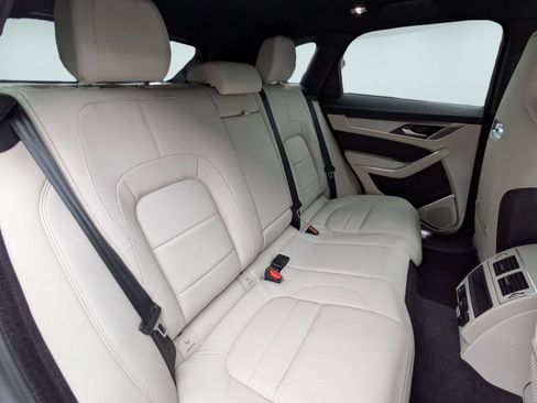 Used 2026 Jaguar F-PACE R-Dynamic S AWD/4WD image 29