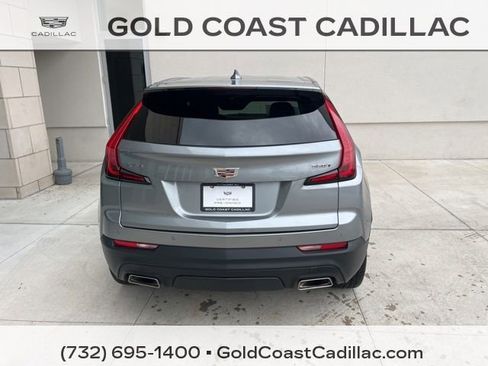 Certified 2023 Cadillac XT4 Luxury w/ Cold Weather Package FWD image 3