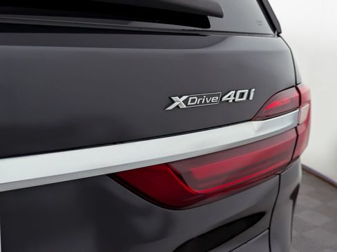 Used 2021 BMW X7 xDrive40i w/ Executive Package AWD/4WD image 12