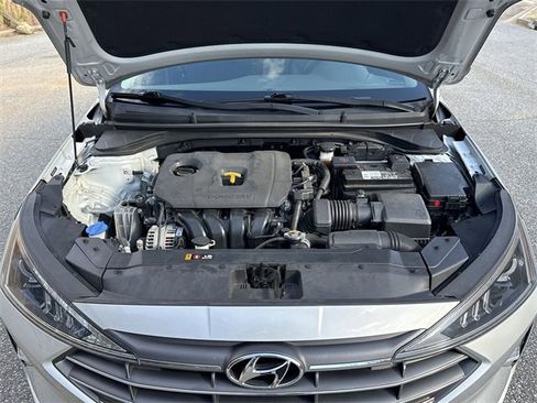 Used 2020 Hyundai Elantra SEL w/ Cargo Package (C1) image 18