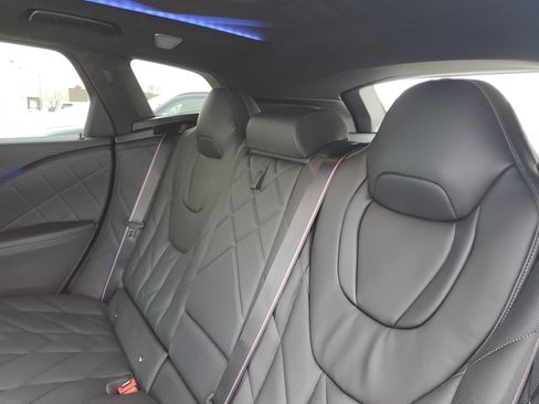 New 2026 BMW XM Label Red image 24