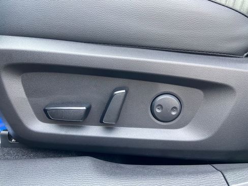 New 2026 Mitsubishi Outlander SEL image 13