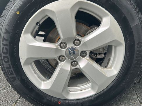 Used 2020 Jeep Compass Latitude w/ Popular Equipment Group image 8