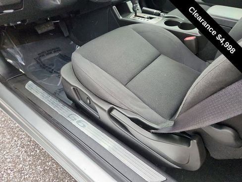 Used 2009 Pontiac G6 GT image 16