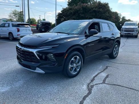 Used 2024 Chevrolet Blazer LT w/ Convenience Package FWD image 1