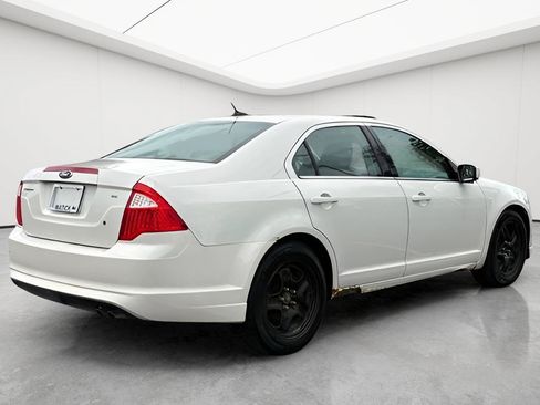 Used 2010 Ford Fusion SE FWD image 8