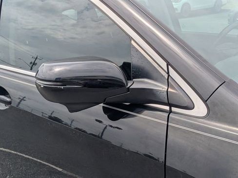 Used 2015 Honda CR-V Touring image 10
