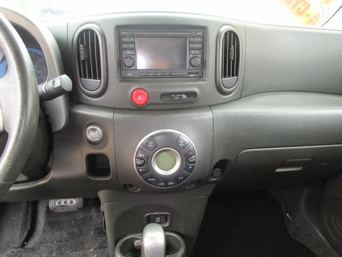 Used 2014 Nissan Cube 1.8 SL w/ SL Preferred Package FWD image 13