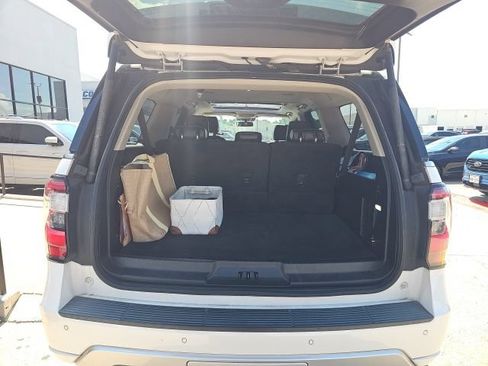 Used 2019 Ford Expedition Max Platinum RWD image 8