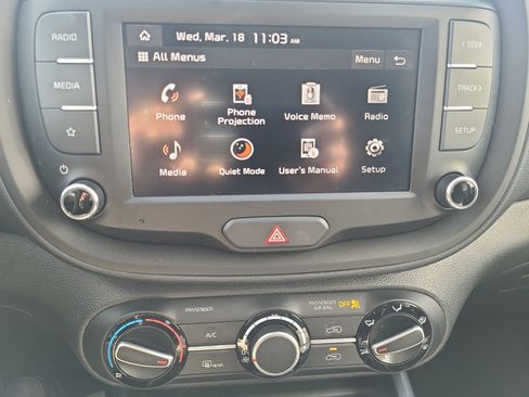 Used 2025 Kia Soul LX image 28