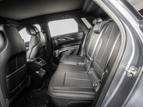 Used 2023 Cadillac Lyriq 2WD image 9
