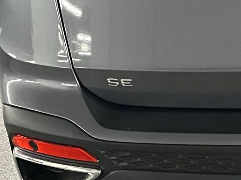New 2026 Volkswagen Taos SE AWD/4WD image 37