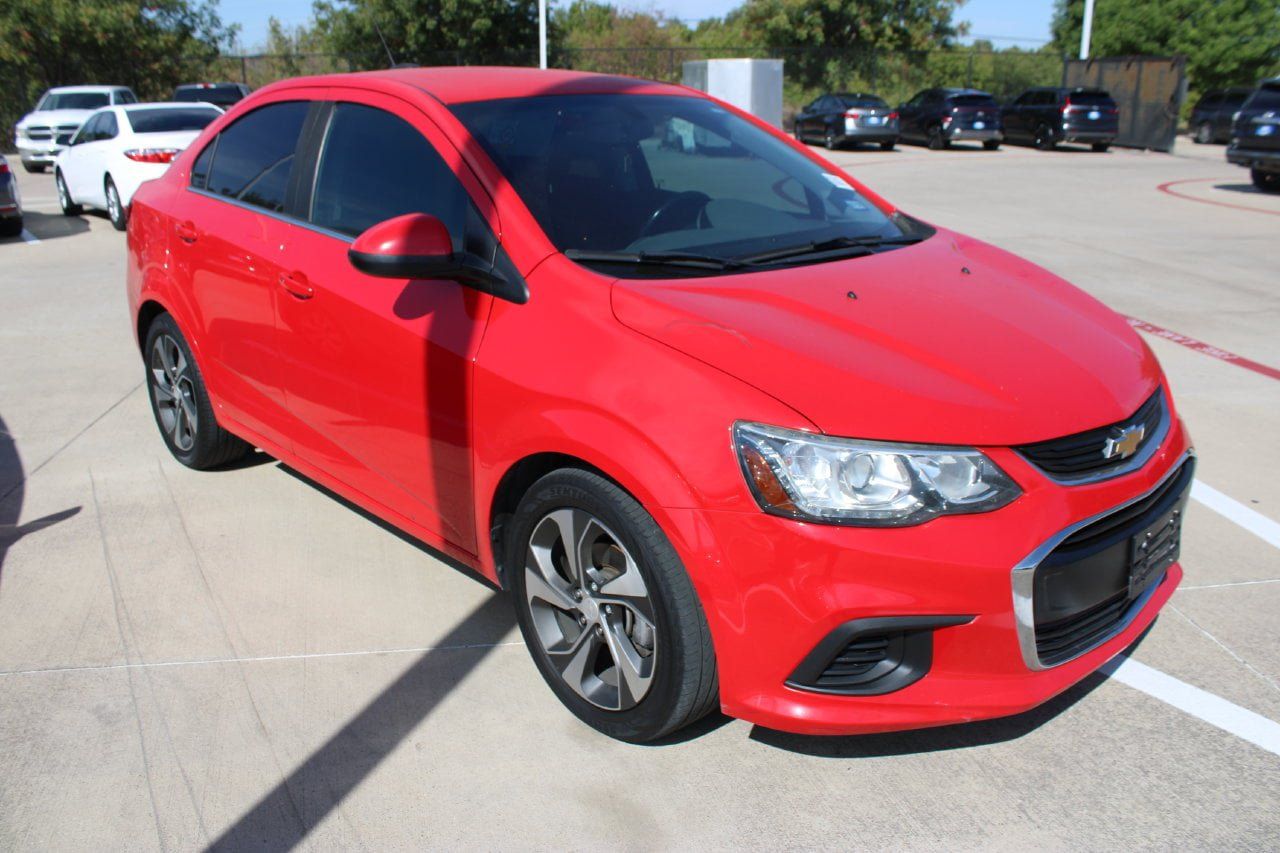Used 2018 Chevrolet Sonic Premier FWD image 7