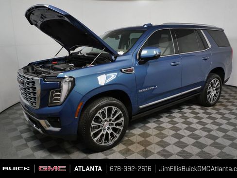 New 2026 GMC Yukon Denali w/ Sun & Power Step Package AWD/4WD image 29