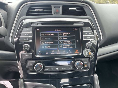 Used 2021 Nissan Maxima Platinum w/ Sport Mat Group image 24