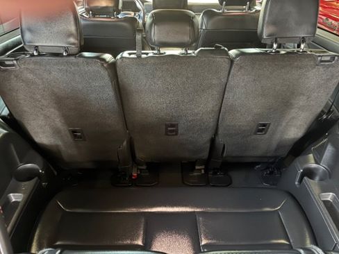 Used 2025 Ford Explorer ST-Line w/ ST-Line Street Pack AWD/4WD image 23