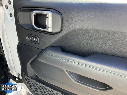 Used 2023 Jeep Wrangler Unlimited Rubicon 4xe w/ Steel Bumper Group image 64