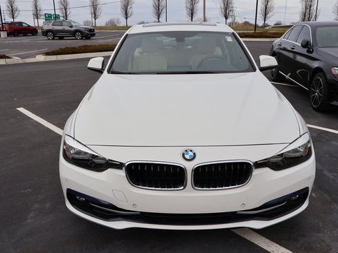 Used 2017 BMW 330i xDrive Sedan image 3