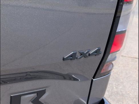 Used 2026 Nissan Frontier SV w/ Tow Package image 19