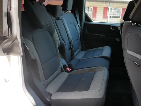 New 2025 Ford Bronco 4-Door image 26