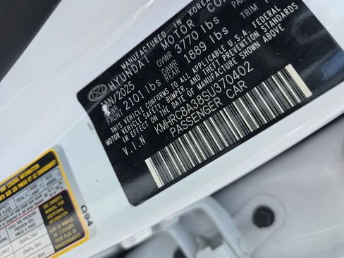 Used 2025 Hyundai Venue SEL FWD image 34