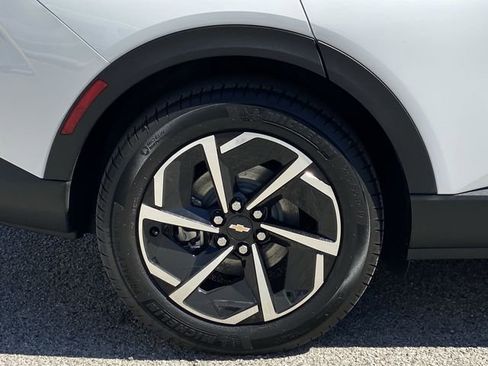 New 2026 Chevrolet Equinox EV LT FWD image 44