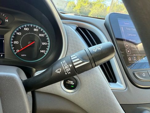 Used 2023 Chevrolet Malibu LT image 15