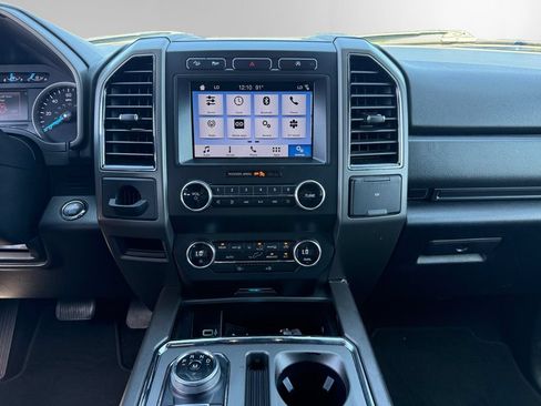 Certified 2019 Ford Expedition XLT w/ Equipment Group 201A AWD/4WD image 11
