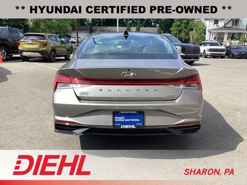 Certified 2023 Hyundai Elantra Limited FWD image 6