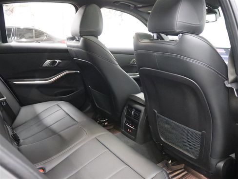 Used 2023 BMW 330i xDrive Sedan w/ M Sport Package image 25