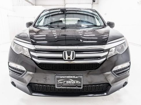Used 2018 Honda Pilot LX image 12
