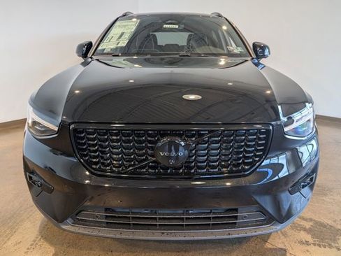 New 2026 Volvo XC40 B5 Ultra w/ Climate Package image 2