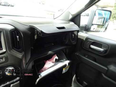 New 2026 GMC Sierra 2500 Pro w/ Convenience Package image 21