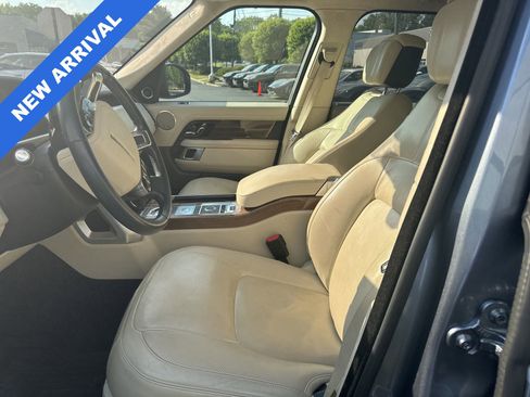 Used 2019 Land Rover Range Rover Supercharged AWD/4WD image 6