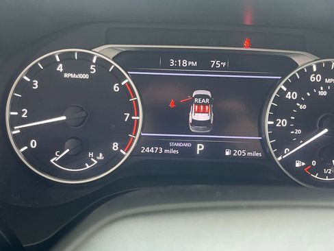 Used 2025 Nissan Rogue SV image 41