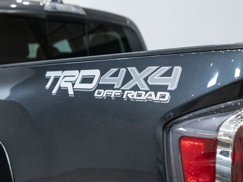 Certified 2023 Toyota Tacoma TRD Off-Road image 11