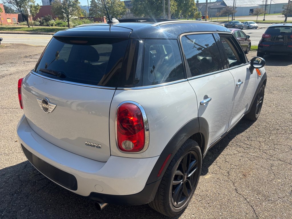 Used 2013 MINI Cooper Countryman FWD image 5