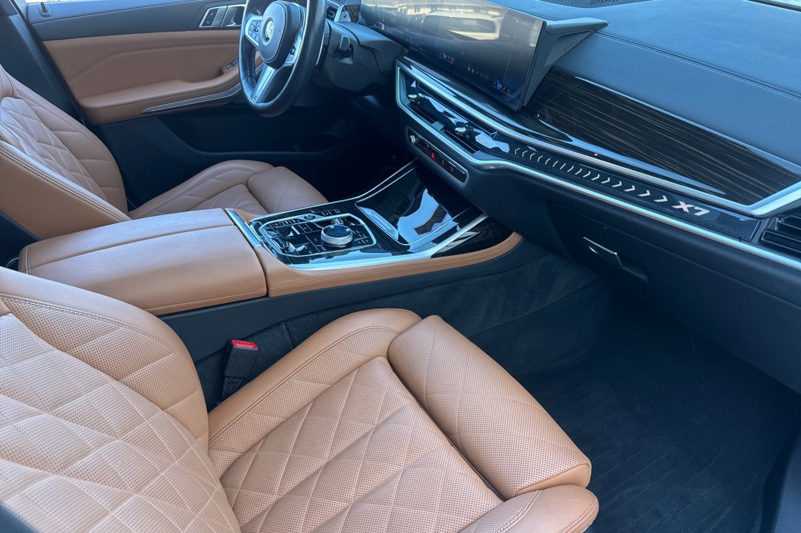 Used 2024 BMW X7 xDrive40i w/ Executive Package AWD/4WD image 33