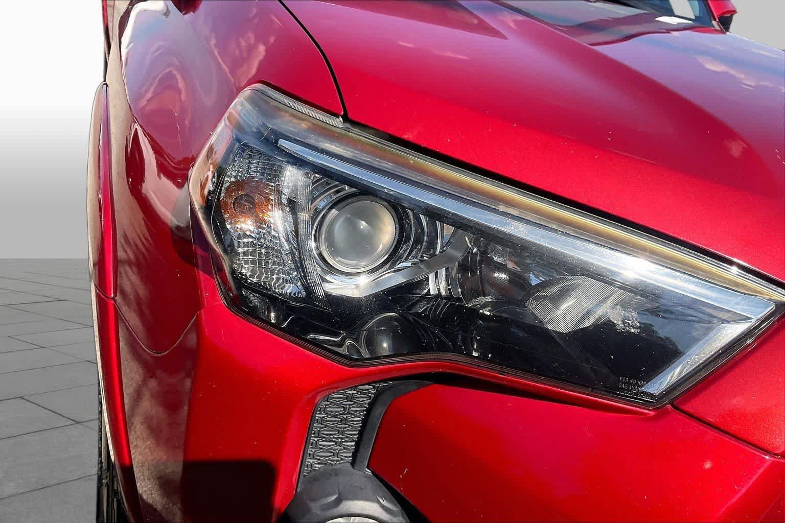 Used 2017 Toyota 4Runner SR5 RWD image 27
