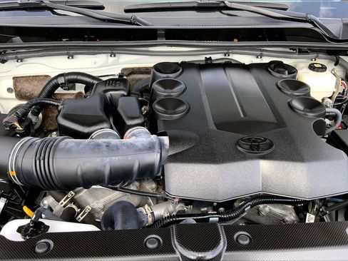 Used 2023 Toyota 4Runner SR5 image 30