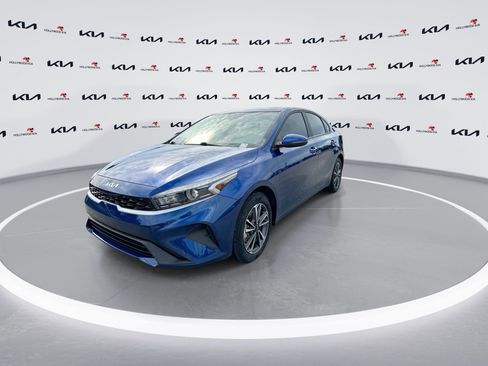 Certified 2024 Kia Forte LXS w/ LXS Technology Package FWD image 4