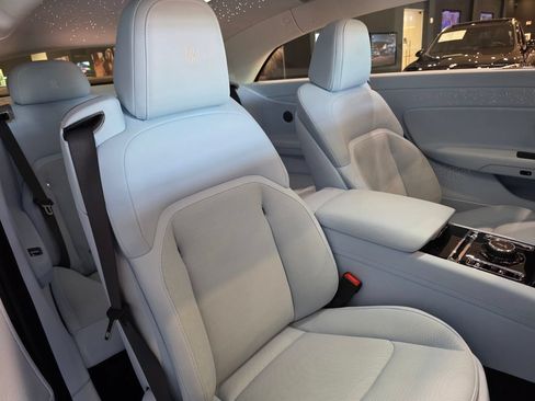 Used 2024 Rolls-Royce Spectre w/ Spectre Launch Package AWD/4WD image 26