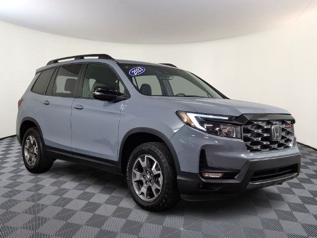 Used 2023 Honda Passport TrailSport image 1