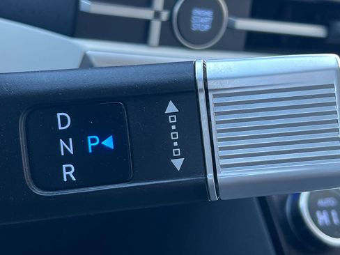 Used 2024 Hyundai Santa Fe SEL image 24