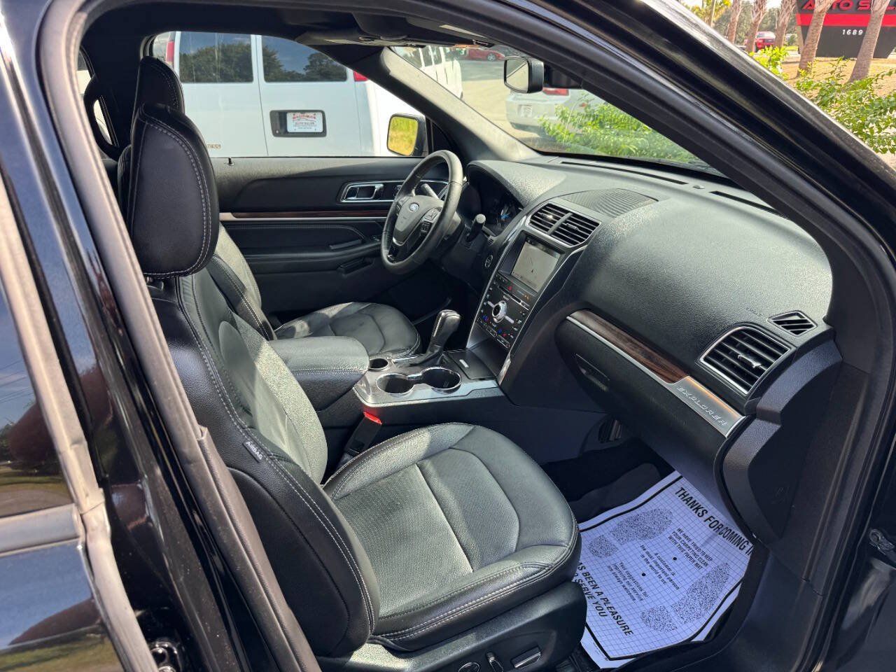 Used 2018 Ford Explorer Limited w/ Equipment Group 301A FWD image 16