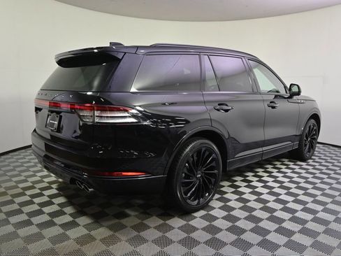 New 2026 Lincoln Aviator Reserve image 7